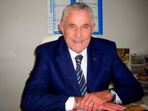 Come difendere gli anziani da ladri e truffatori? (Art. corrente, Pag. 1, Foto generica)