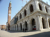 Ricoperta la Basilica Palladiana