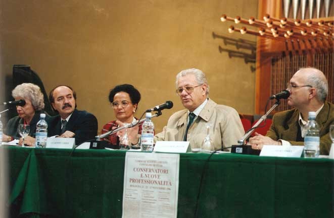 A colloquio con il maestro Carrisi che da Bologna 