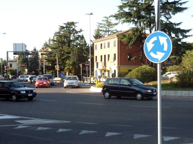 Dopo la Stazione ecco i ponti per pedoni a San Fel