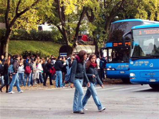 A scuola in bus: perché tanti no?