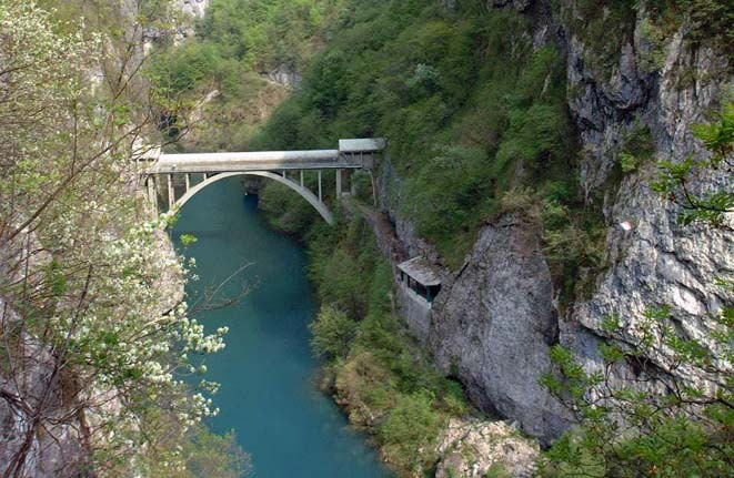 L’acqua dei Fontanazzi di Cismon, di chi è?